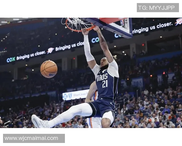 东契奇=戴维斯+弗拉格+汤普森？美媒回顾湖侠交易：湖人大获全胜